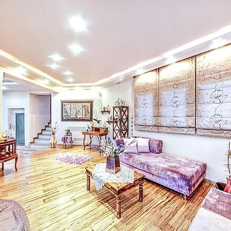 Iriana Villa