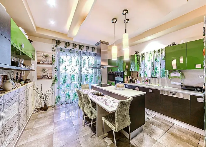 Iriana - Luxury Pool And Breathtaking Views Of Corfu Town Villa